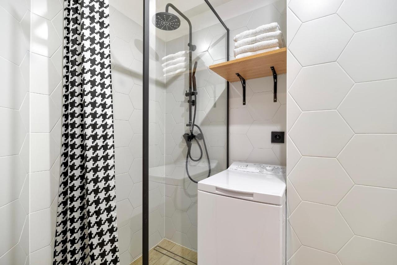 Apartament 4 Pory Roku Przy Plazy Z Widokiem Na Morze グディニャ エクステリア 写真